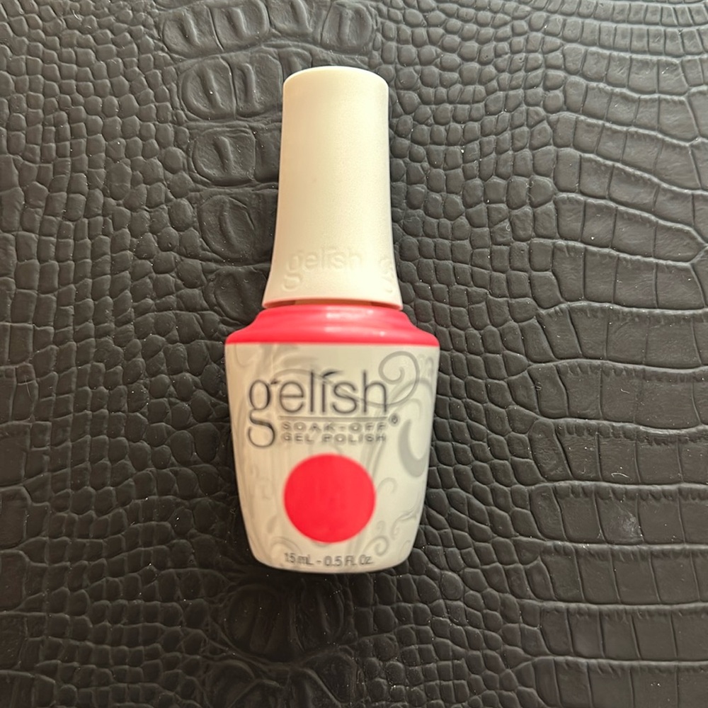 Gelish Soak-Off Gel Polish Hip Hop Coral - New